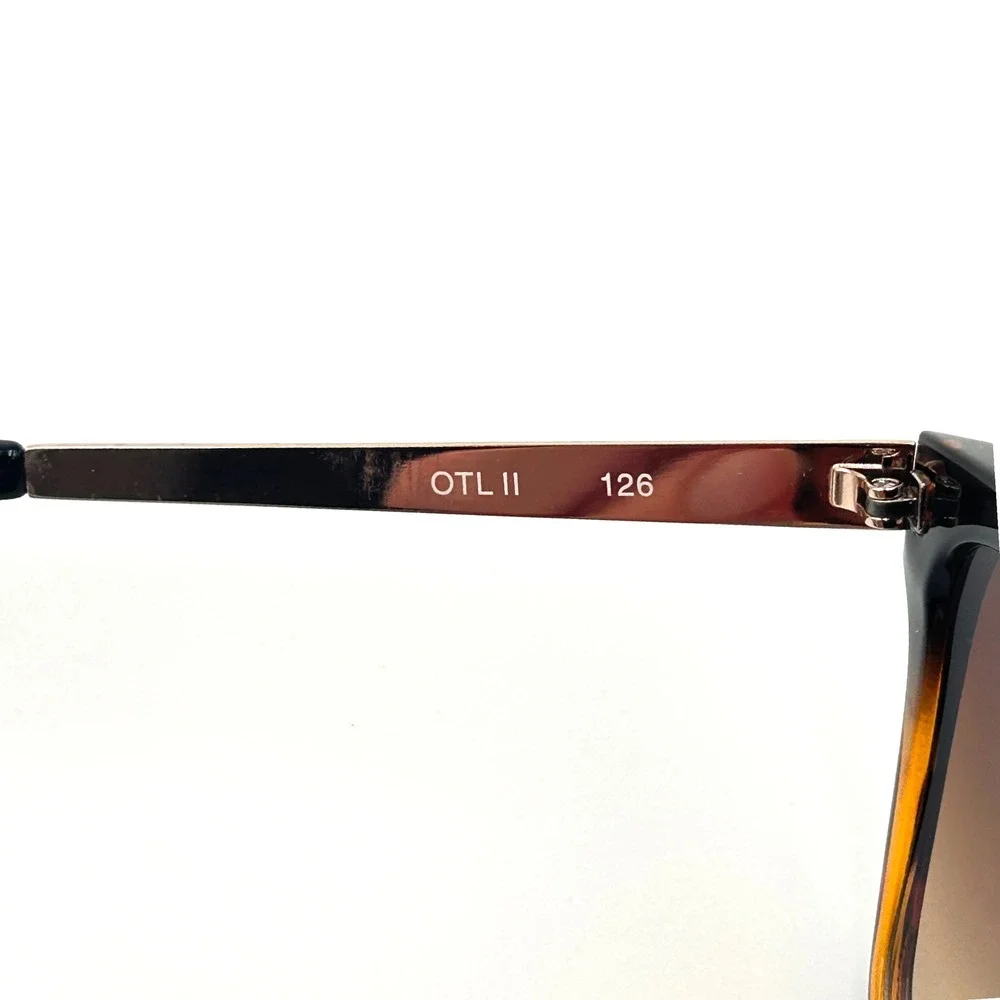 Quay Australia OTL II Sunglasses Womens Oversized Tortoise Fade Rose Gold Glam